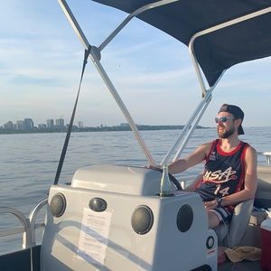 Meet your Posher, Bob